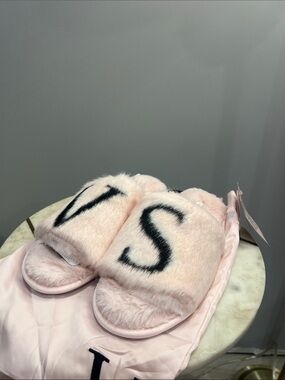 Victoria's Secret Pink Faux-Fur Slide Slippers with Black VS
